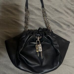 GIVENCHY Black Leather Silver Lock Accent Chain Strap Kenny Shoulder Bag